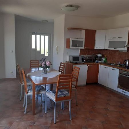 Apartments Ilicic Supetar Exterior photo