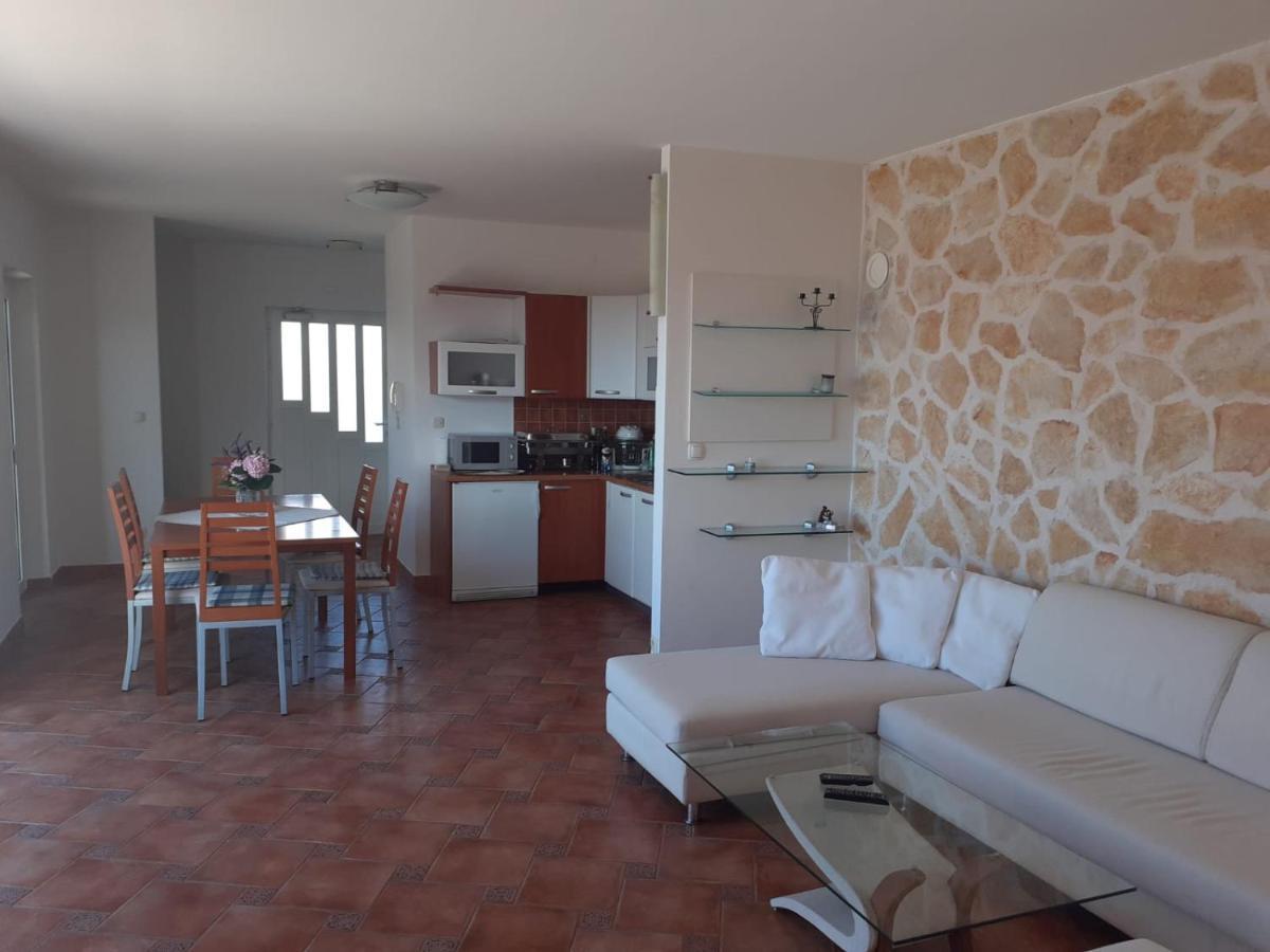 Apartments Ilicic Supetar Exterior photo
